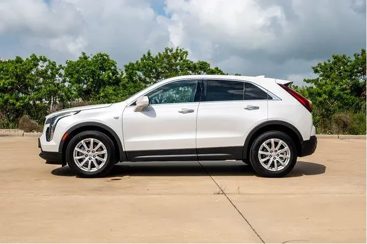$23312 : Cadillac XT4 2021 Luxury 4dr image 5