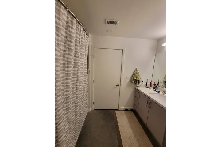 $1200 : Un cuarto con todo incluido image 6