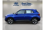 $24519 : Hyundai VENUE 2026 SEL 4dr C thumbnail