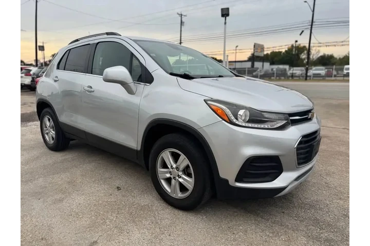 2017 CHEVROLET TRAX2017 CHEVR image 4