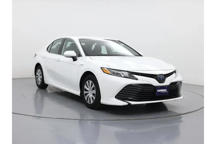 $26998 : Toyota Camry Hybrid 2020 LE image 1