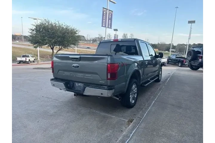 $30988 : Ford F-150 2019 4x4 Lariat 4 image 8