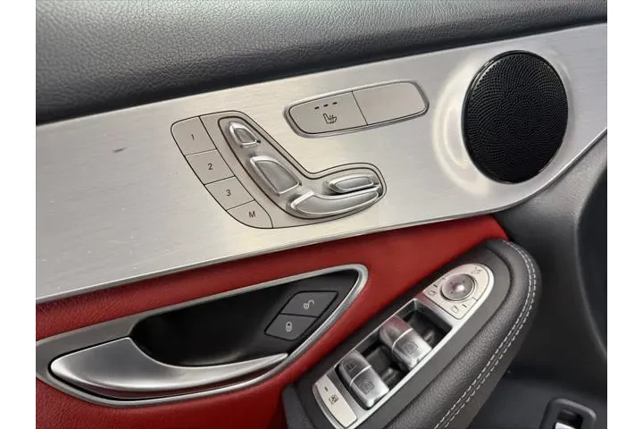 $28785 : Mercedes-Benz GLC 2021 AWD G image 9