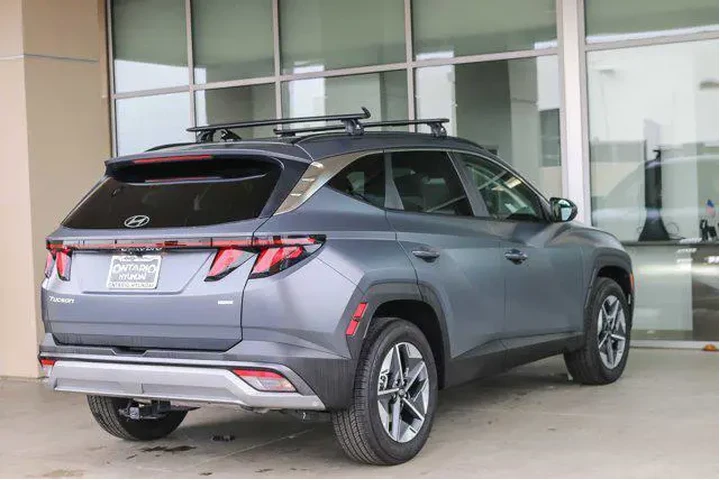 $26288 : Hyundai TUCSON 2025 AWD SEL image 8