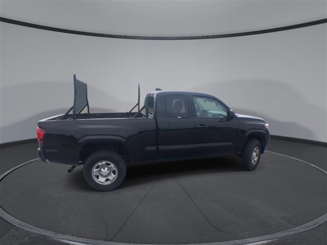 $26500 : PRE-OWNED 2022 TOYOTA TACOMA image 9