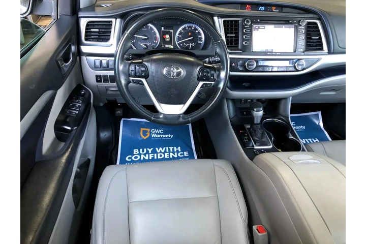 $22990 : 2019 Highlander XLE AWD V6 image 8
