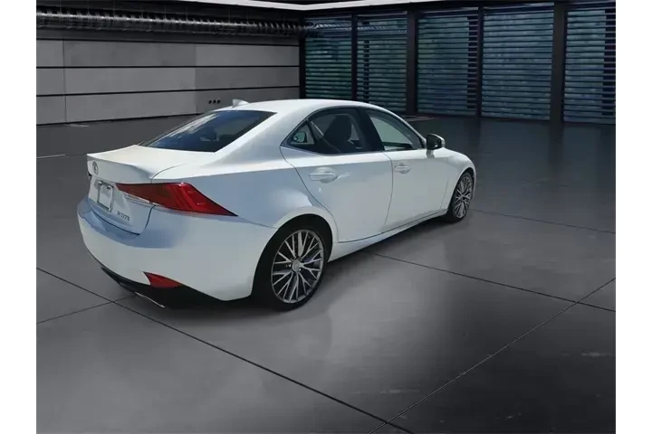 $19988 : Lexus IS 200t 2017 4dr Sedan image 8