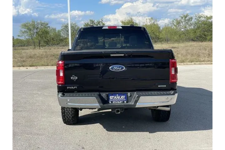 $33995 : Ford F-150 2023 4x2 XLT 4dr image 6