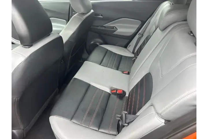 $19598 : Nissan Kicks 2023 SR 4dr Cro image 7
