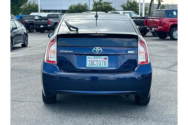 $13570 : Toyota Prius 2013 Four 4dr H image 4