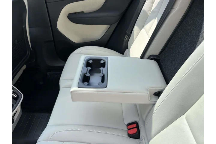 $31500 : Volvo XC40 2023 AWD B5 Plus image 10