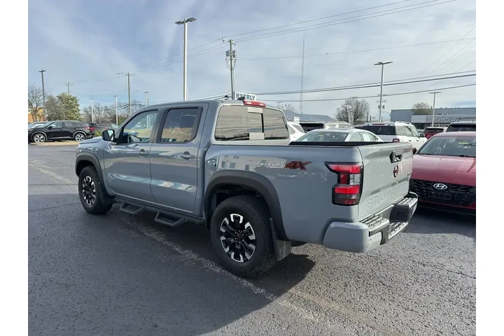 $32995 : Nissan Frontier 2024 4x4 PRO image 4