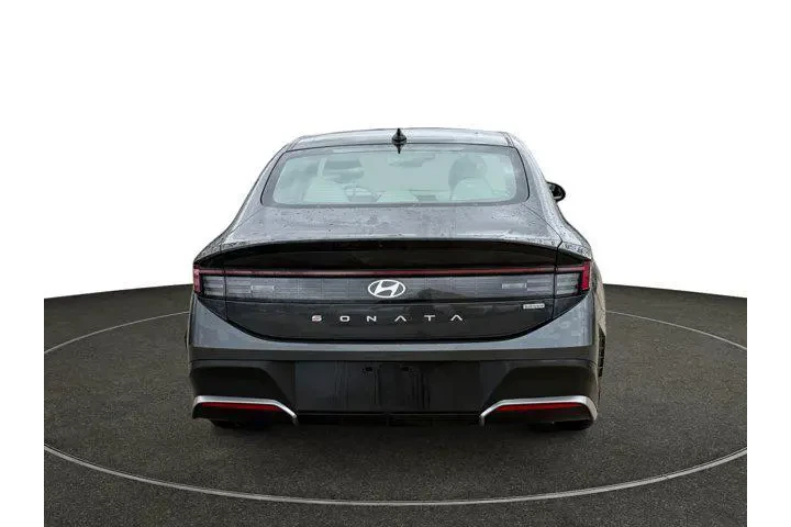 $26979 : Hyundai SONATA Hybrid 2026 B image 4