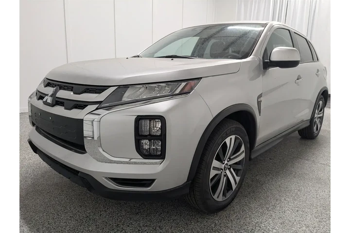 $22997 : Mitsubishi Outlander Sport 2 image 8