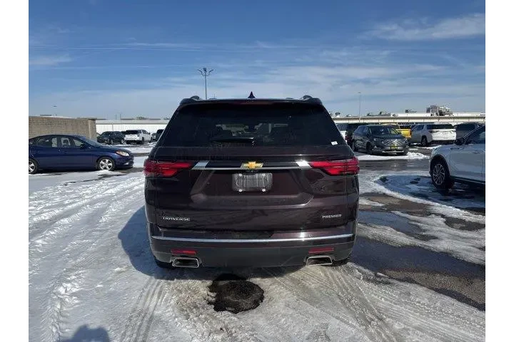 $32982 : Chevrolet Traverse 2023 Prem image 6