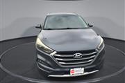 $14900 : PRE-OWNED 2017 HYUNDAI TUCSON thumbnail