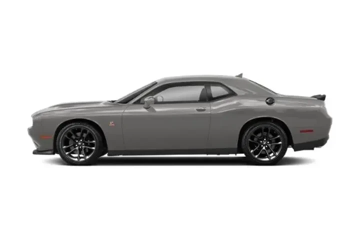 Dodge Challenger 2023 R/T Sc image 3