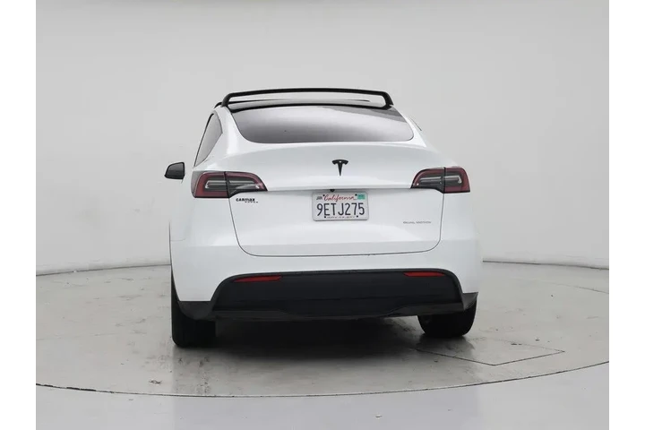 $33998 : Tesla Model Y 2023 AWD Long image 6