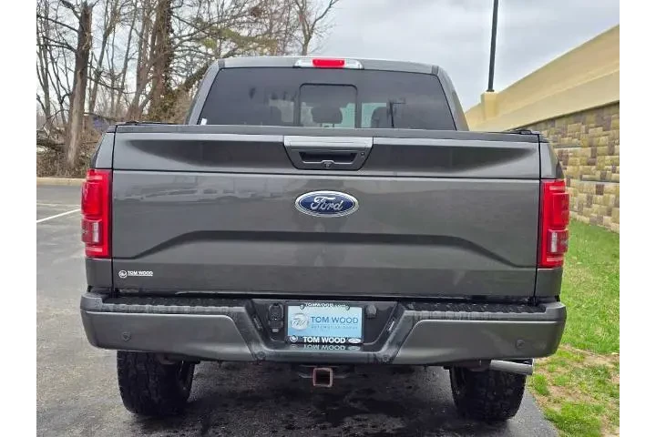 $27965 : Ford F-150 2016 4x4 Lariat 4 image 9