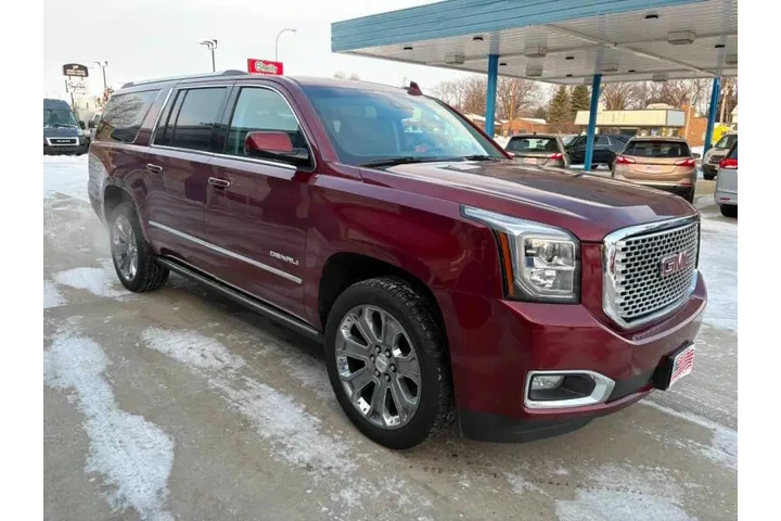 $10990 : 2016 GMC Yukon XL Denali image 5