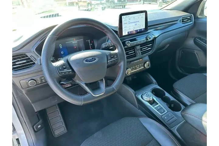 $27500 : Ford Escape 2025 AWD ST-Line image 10