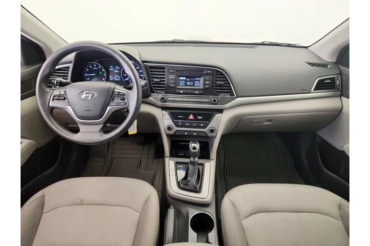 $13998 : Hyundai ELANTRA 2017 SE 4dr image 9