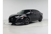 $23998 : Nissan Altima 2023 2.5 SR 4d thumbnail