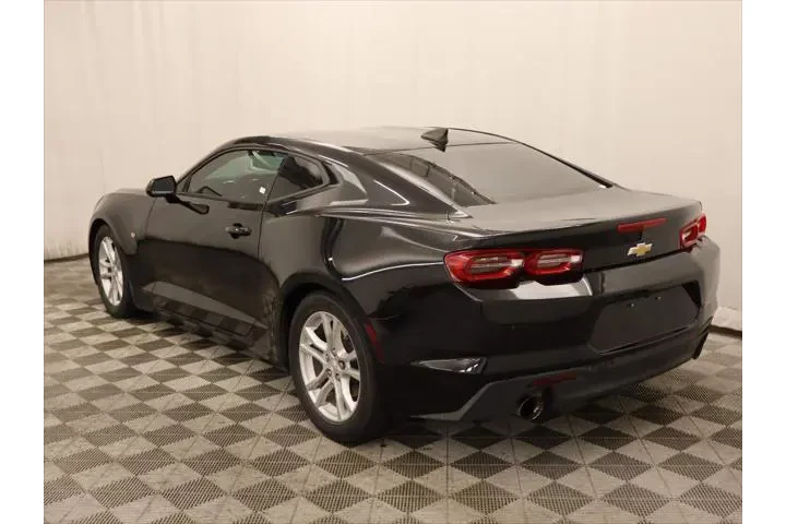 $24891 : Chevrolet Camaro 2023 LS 2dr image 3