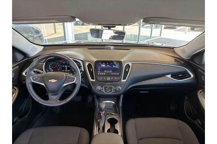 $21998 : Chevrolet Malibu 2021 RS 4dr image 6