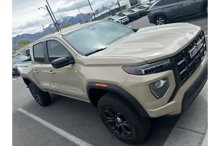 $37990 : GMC Canyon 2023 4x4 Elevatio image 1