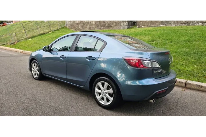 $4595 : 2010 MAZDA3 i Touring image 3