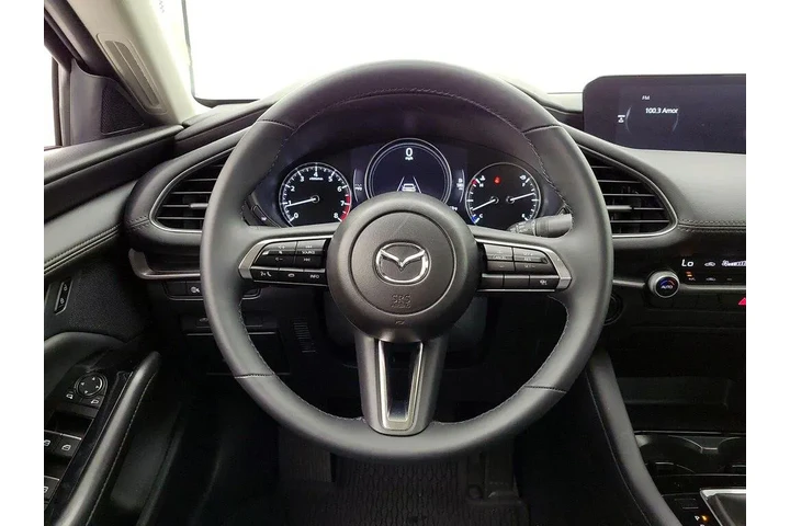 $24998 : Mazda Mazda3 Sedan 2025 2.5 image 10