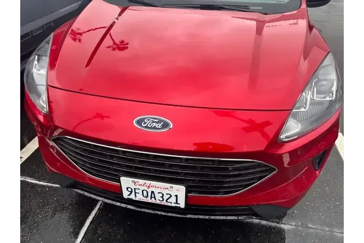 $24988 : Ford Escape 2022 AWD SE 4dr image 1