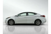 $8998 : Hyundai ELANTRA 2015 SE 4dr thumbnail