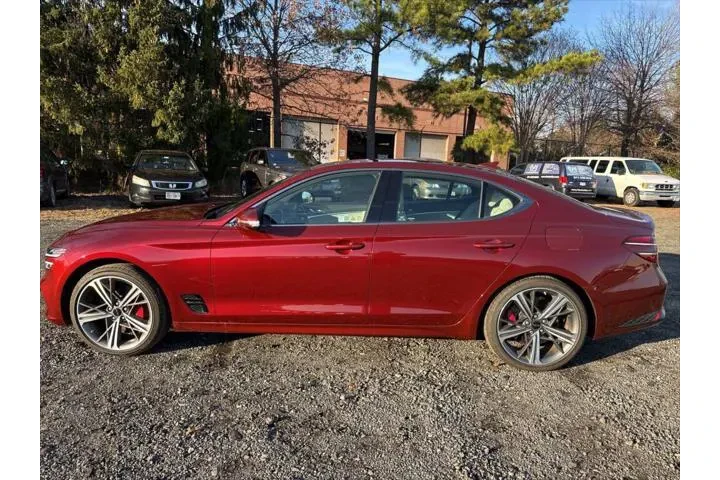 $38990 : Genesis G70 2025 2.5T Standa image 6