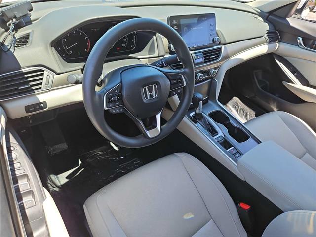 $19390 : Pre-Owned 2018 Honda Accord L image 10