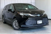 Toyota Sienna 2022 LE 8-Pass