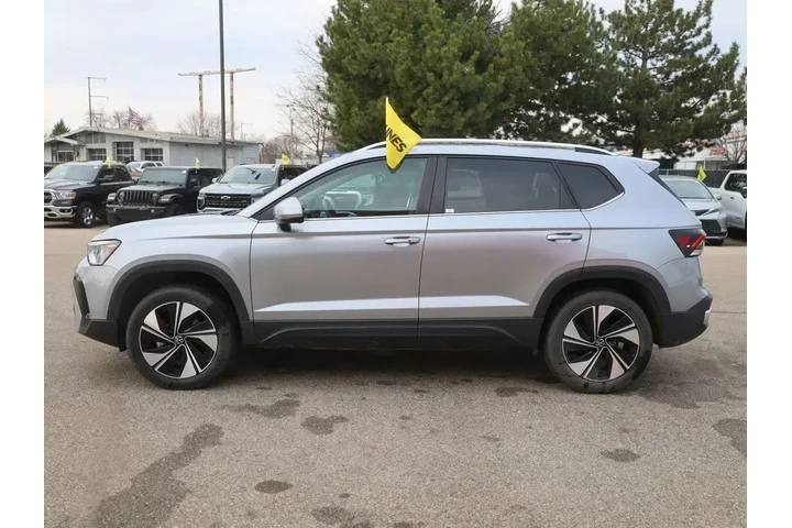 $24277 : Volkswagen Taos 2025 AWD SE image 6