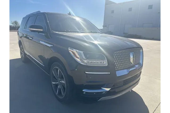 $29457 : Lincoln Navigator 2019 4x4 R image 3