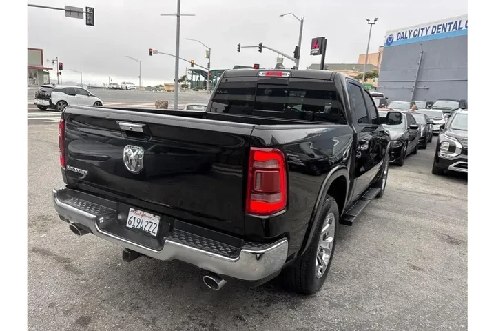$36388 : Ram 1500 2020 4x2 Laramie 4d image 6