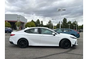$32980 : Toyota Camry 2025 SE 4dr Sed thumbnail