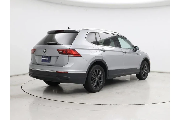 $22998 : Volkswagen Tiguan 2024 SE 4d image 8