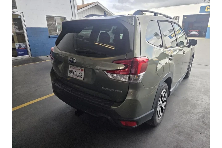 $22275 : Subaru Forester 2020 AWD Pre image 7