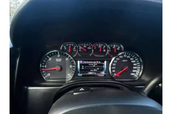 $15995 : Chevrolet Suburban 2015 4x4 image 7