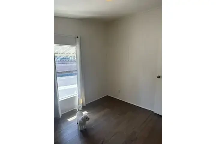 SE RENTA CUARTO 📍 image 1