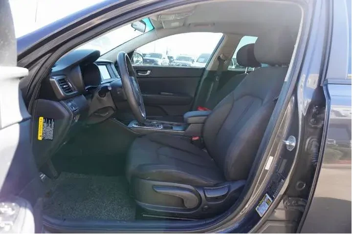 $9988 : Kia Optima 2018 LX 4dr Sedan image 7