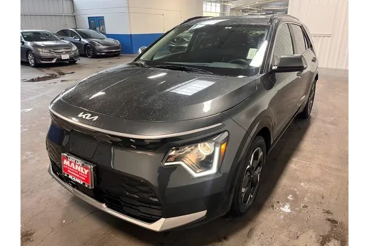 $17695 : Kia Niro EV 2023 Wind 4dr Cr image 7