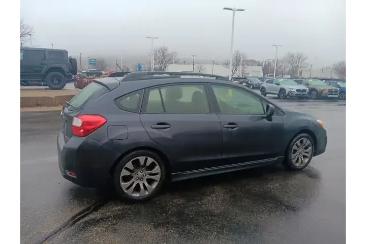 $7500 : Subaru Impreza 2013 AWD 2.0i image 6