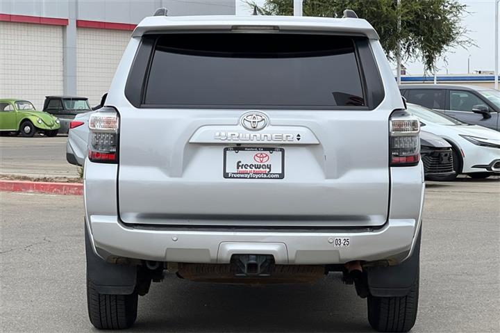 $38550 : 4Runner SR5 Premium image 6