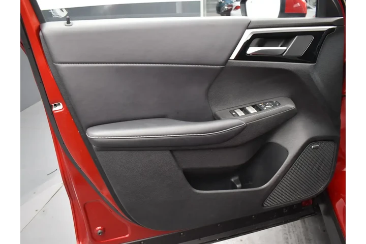 $24195 : Mitsubishi Outlander 2025 SE image 5